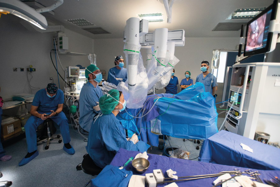Robot Da Vinci en Cirugía General y Aparato Digestivo, ¿cuál es su  aplicabilidad? - Noticias Grupo Recoletas