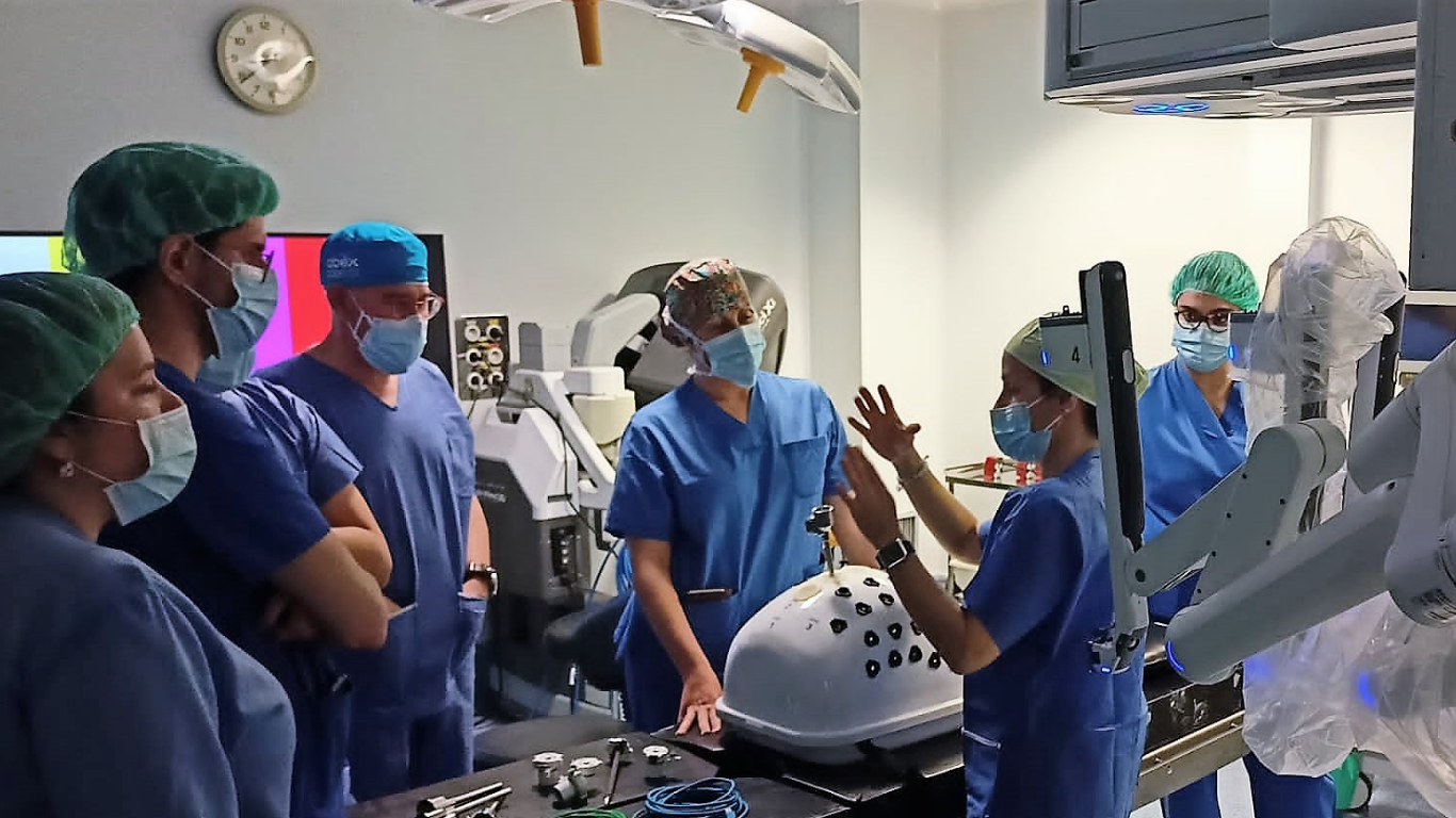 La Unidad de Cirugía Robótica Recoletas imparte el 'I Curso Práctico de  Cirugía Robótica' - Noticias Grupo Recoletas
